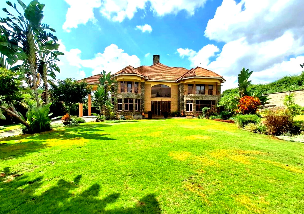 Half Acre 5BR Garden Home for KSh 450K