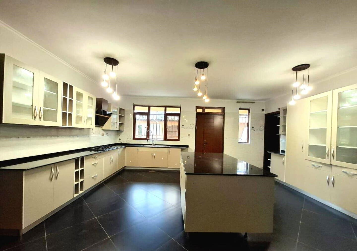 Half Acre 5BR Garden Home for KSh 450K