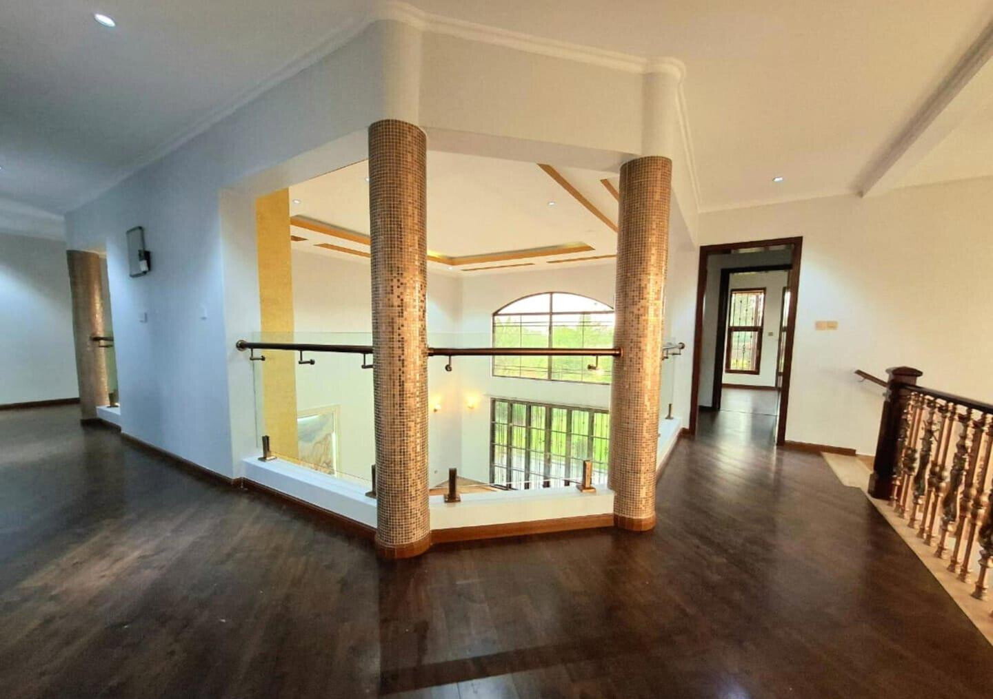 Half Acre 5BR Garden Home for KSh 450K