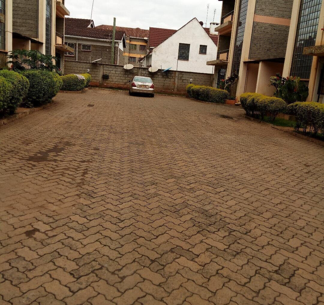 4-Ensuite Townhouse with DSQ Study & Free Water - Lavington