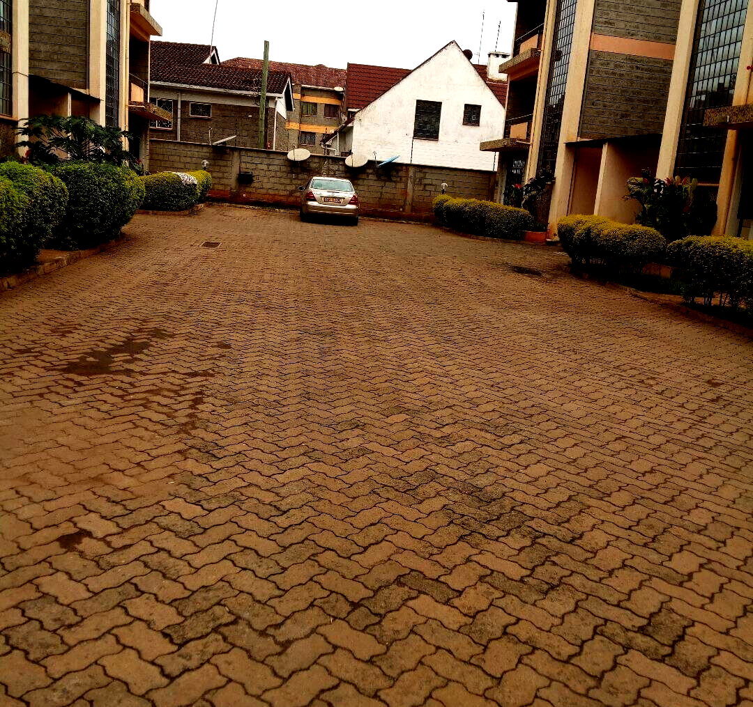 4-Ensuite Townhouse with DSQ Study & Free Water - Lavington