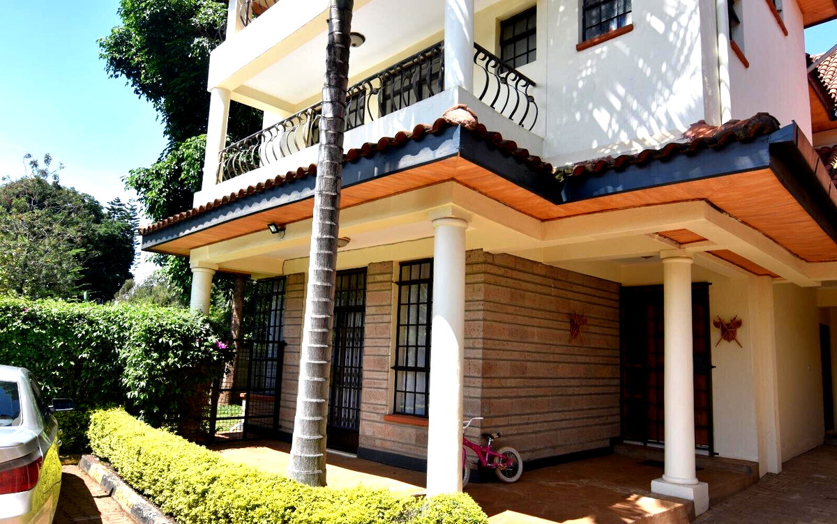 Private 5BR Townhouse with DSQ & Only 6 Units - Lavington