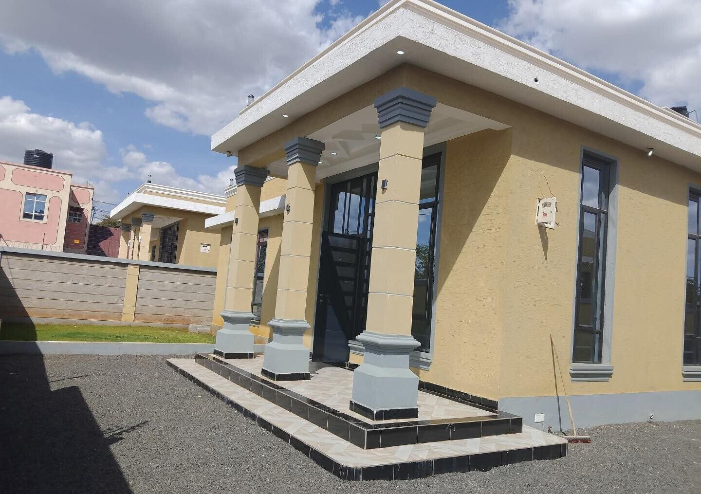 4BR All-Ensuite Townhouse on 40x80 - Mugutha, Thika