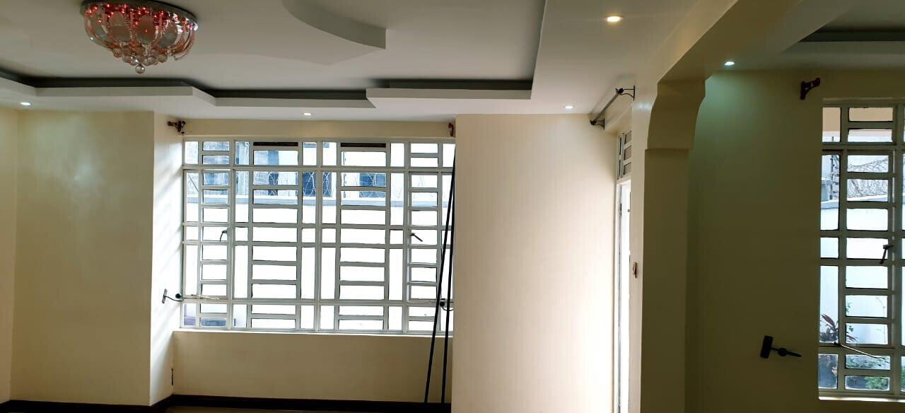 7BR Townhouse with DSQ & 10,000L Tank – Langata