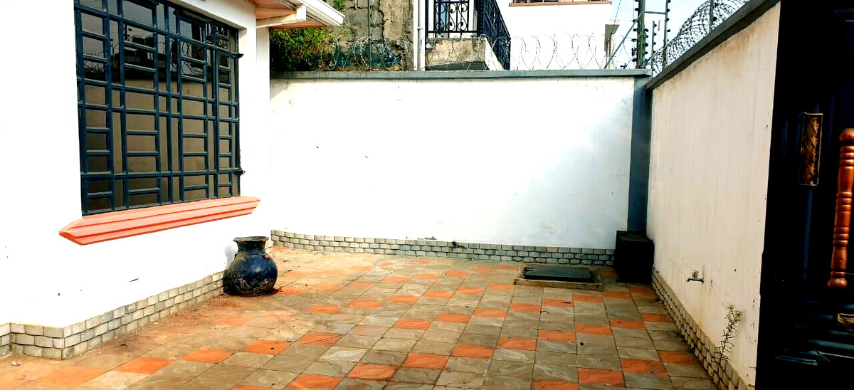 7BR Townhouse with DSQ & 10,000L Tank – Langata