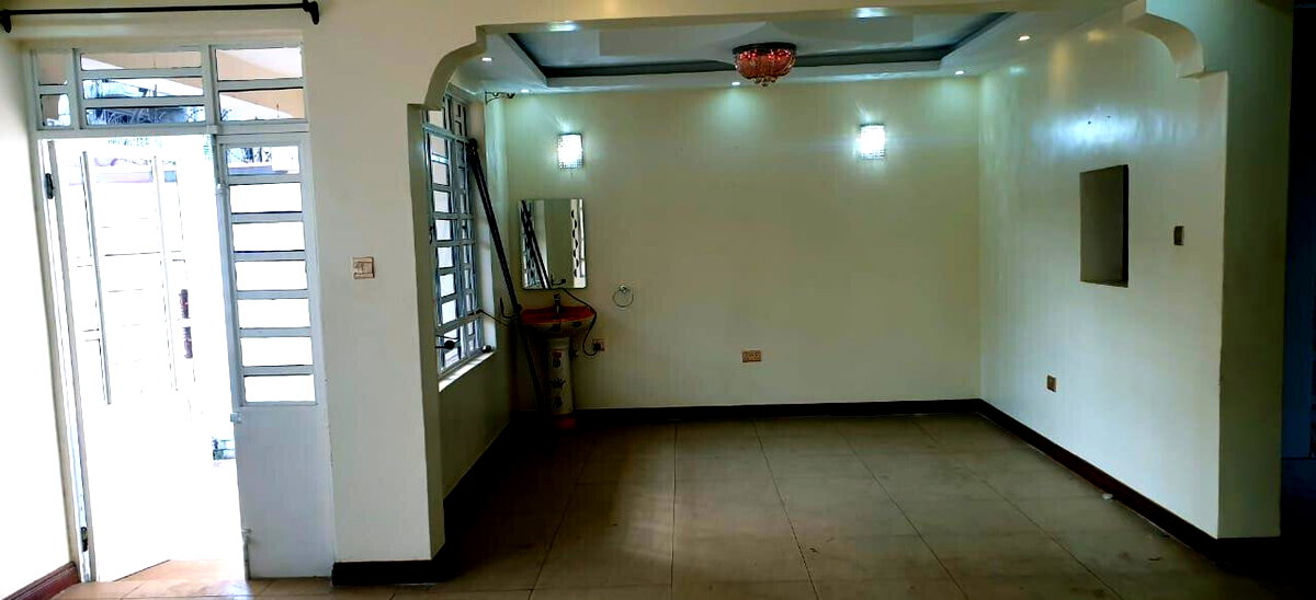 7BR Townhouse with DSQ & 10,000L Tank – Langata