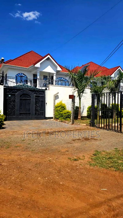4bdrm Maisonette in Toll Estate, Mangu for sale - Image 3