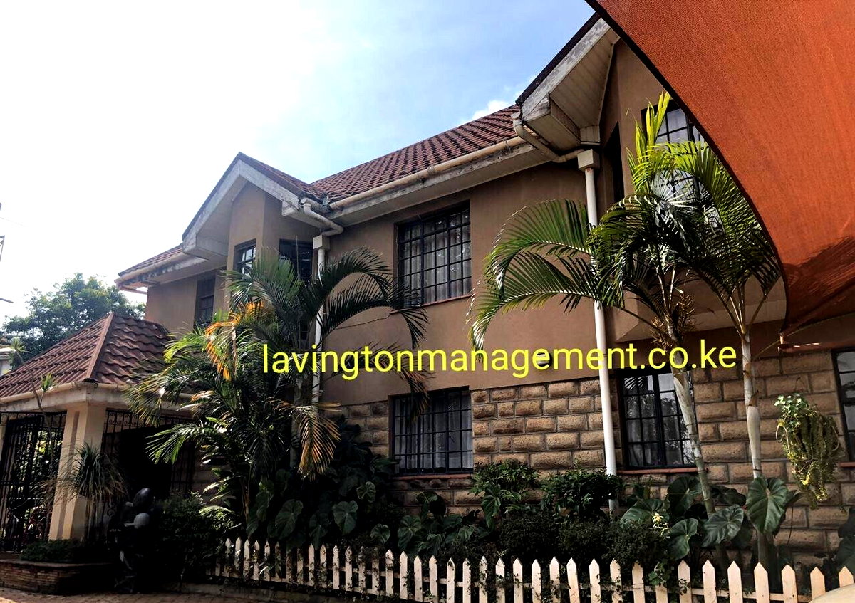 4-Ensuite Townhouse on 0.27 Acre with Private Garden & DSQ - Lavington