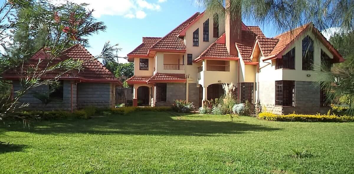 5-Ensuite Home with Lush Garden on Mimosa Drive - Westlands