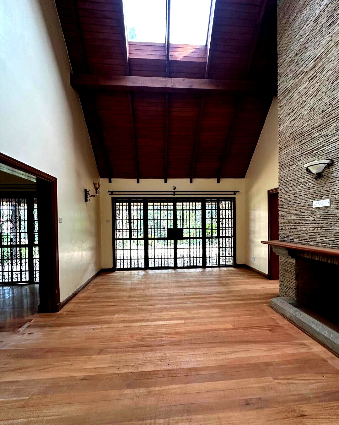 1-Acre Family Home - Karen C