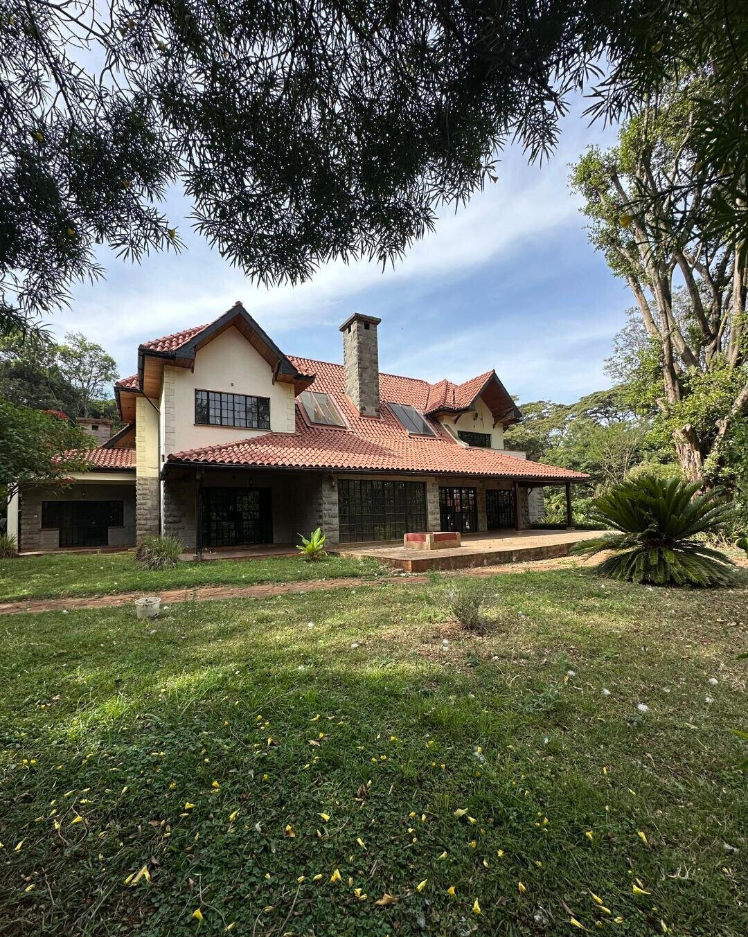 1-Acre Family Home - Karen C