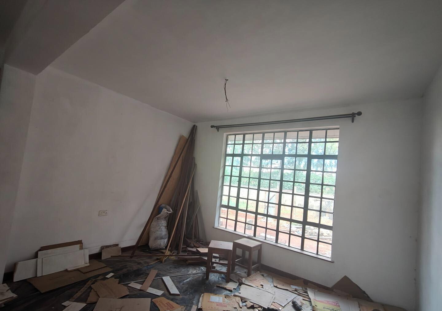 1/2 Acre 10BR Haven at KSh 500K