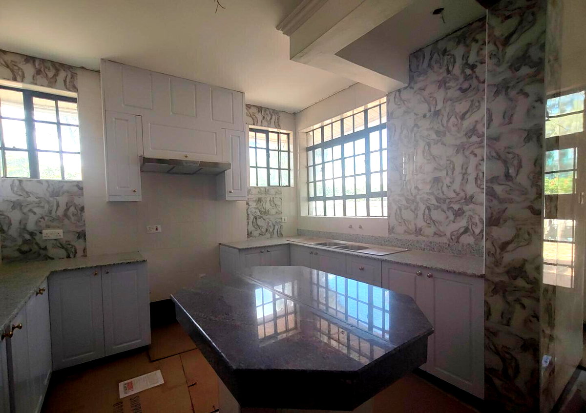 1/2 Acre 10BR Haven at KSh 500K