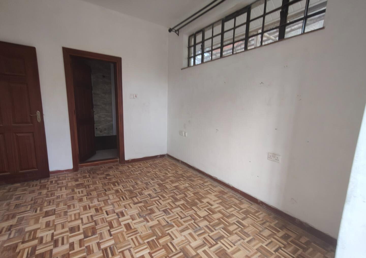 1/2 Acre 10BR Haven at KSh 500K