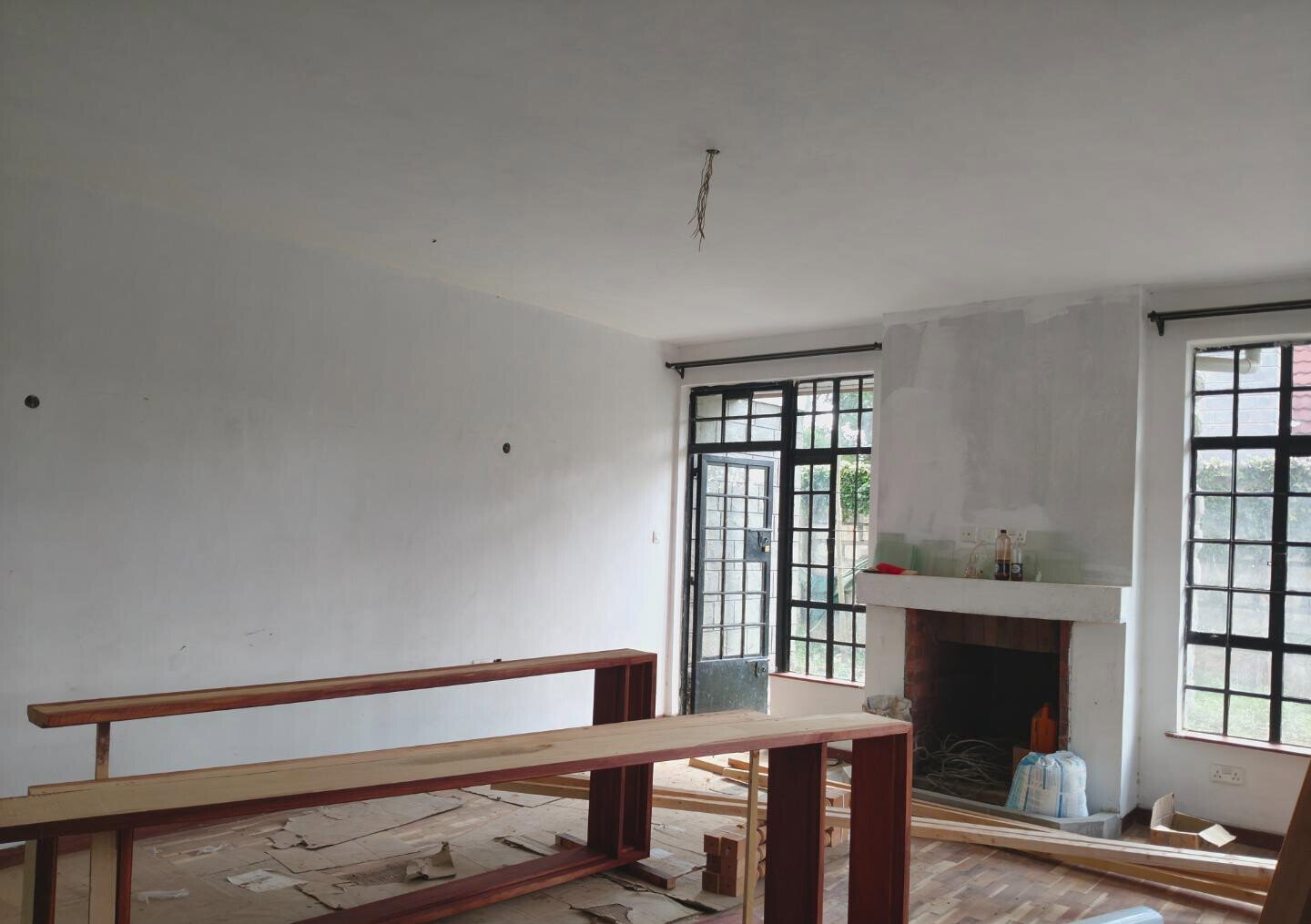 1/2 Acre 10BR Haven at KSh 500K