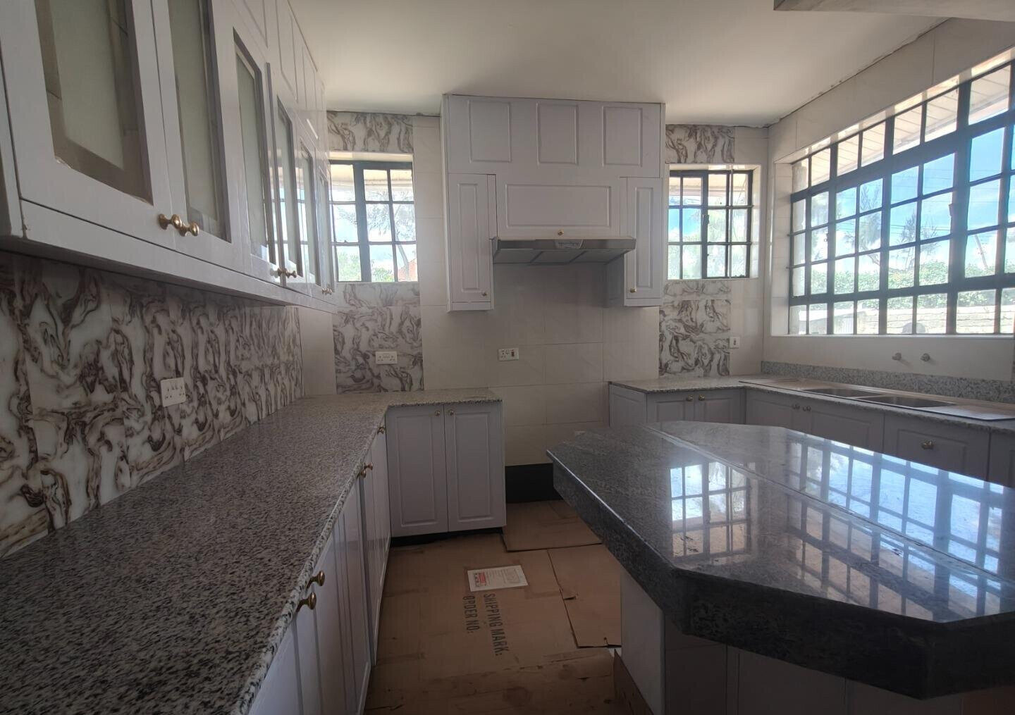 1/2 Acre 10BR Haven at KSh 500K