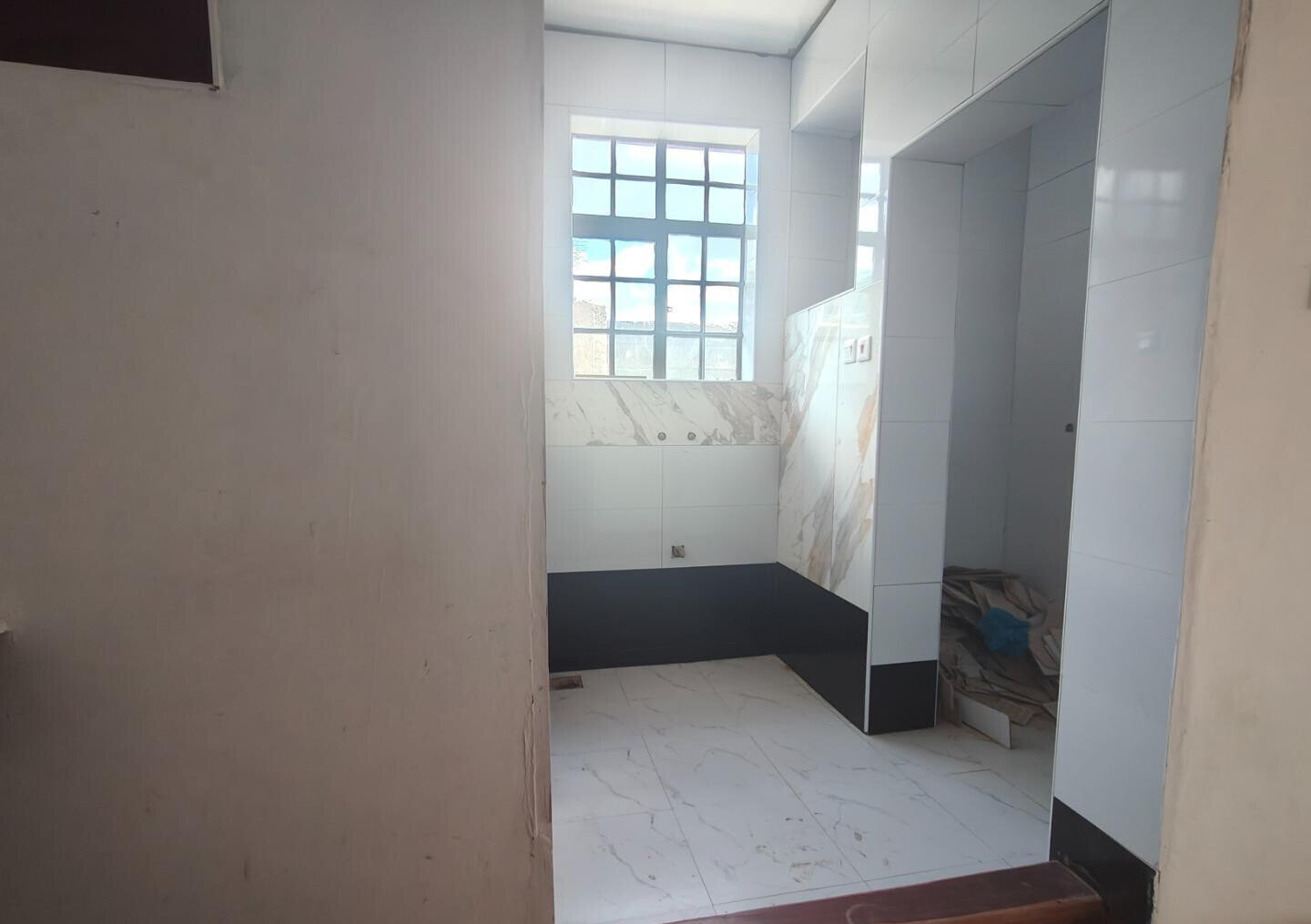 1/2 Acre 10BR Haven at KSh 500K