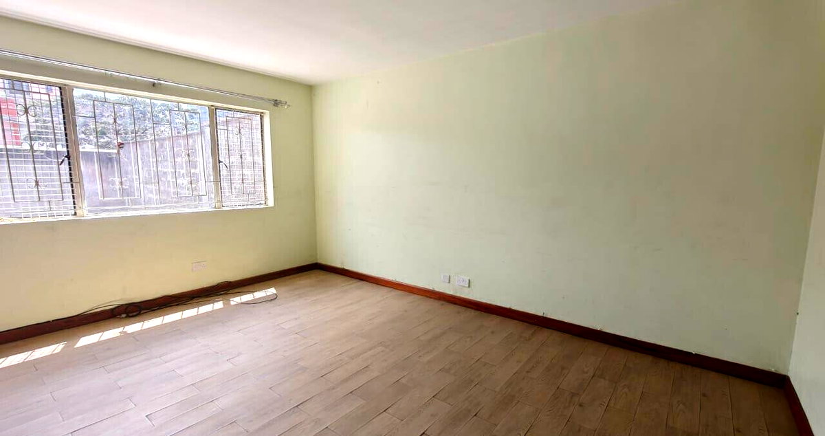 3BR Commercial Townhouse on Tarmac - Nairobi West