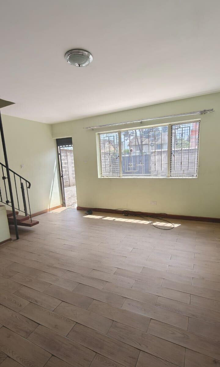 3BR Commercial Townhouse on Tarmac - Nairobi West