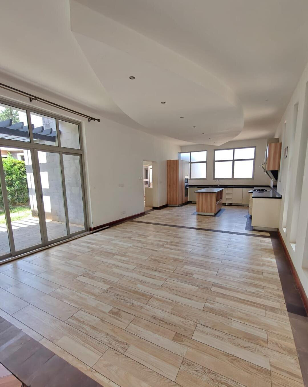 Luxury 5BR Haven on 1/2 Acre