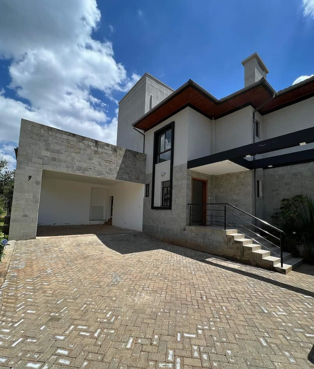 5-Bed Townhouse with Ololua Forest Views – Karen