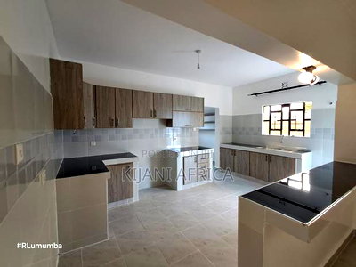 3bdrm Bungalow in Kitengela for sale - Image 7