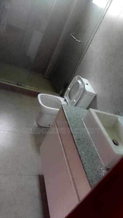 5bdrm Townhouse / Terrace in Karen for rent - Image 10