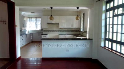 5bdrm Townhouse / Terrace in Karen for rent - Image 6