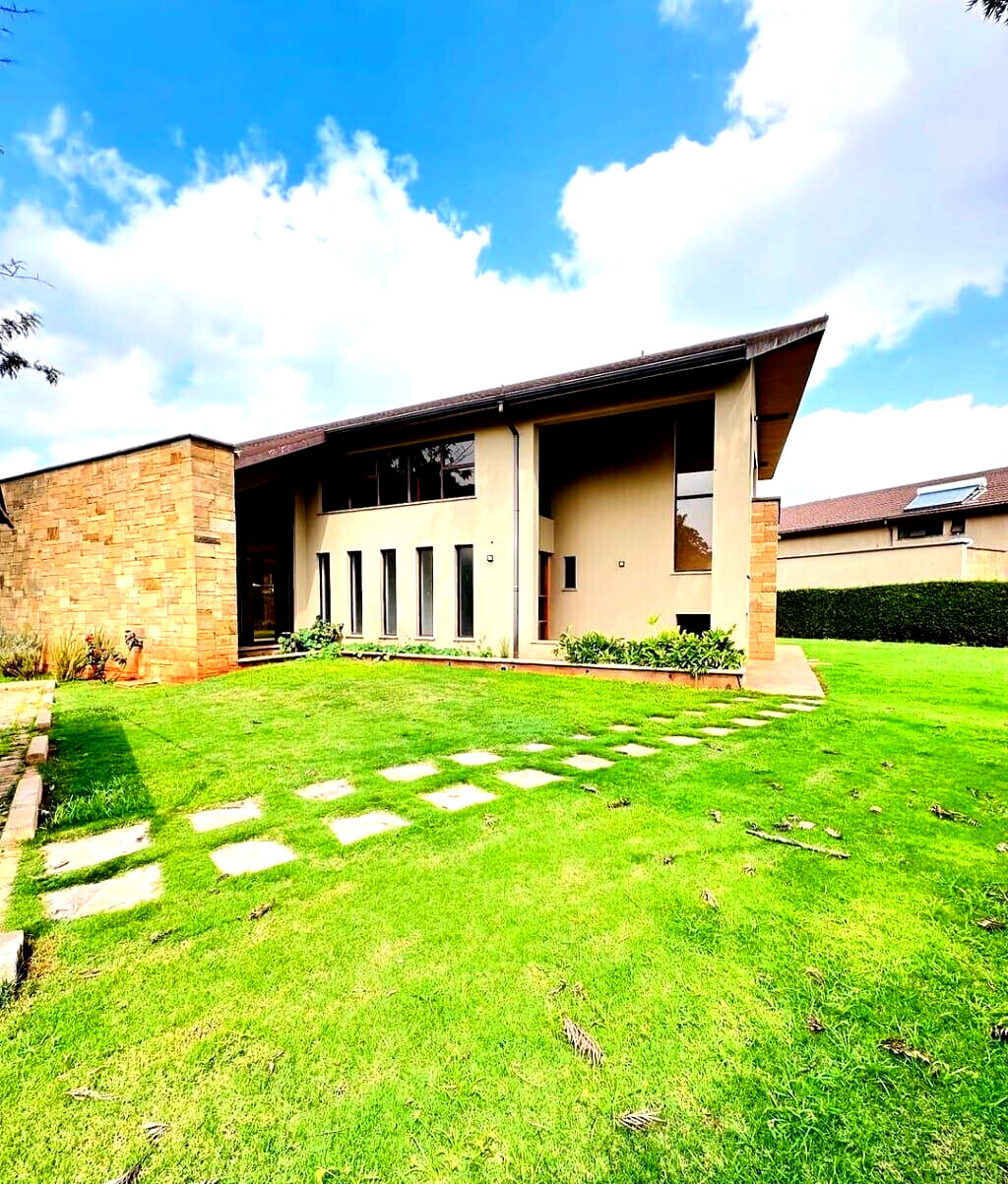 4-Ensuite Villa with Solar, Bio-Digester & Clubhouse – Karen