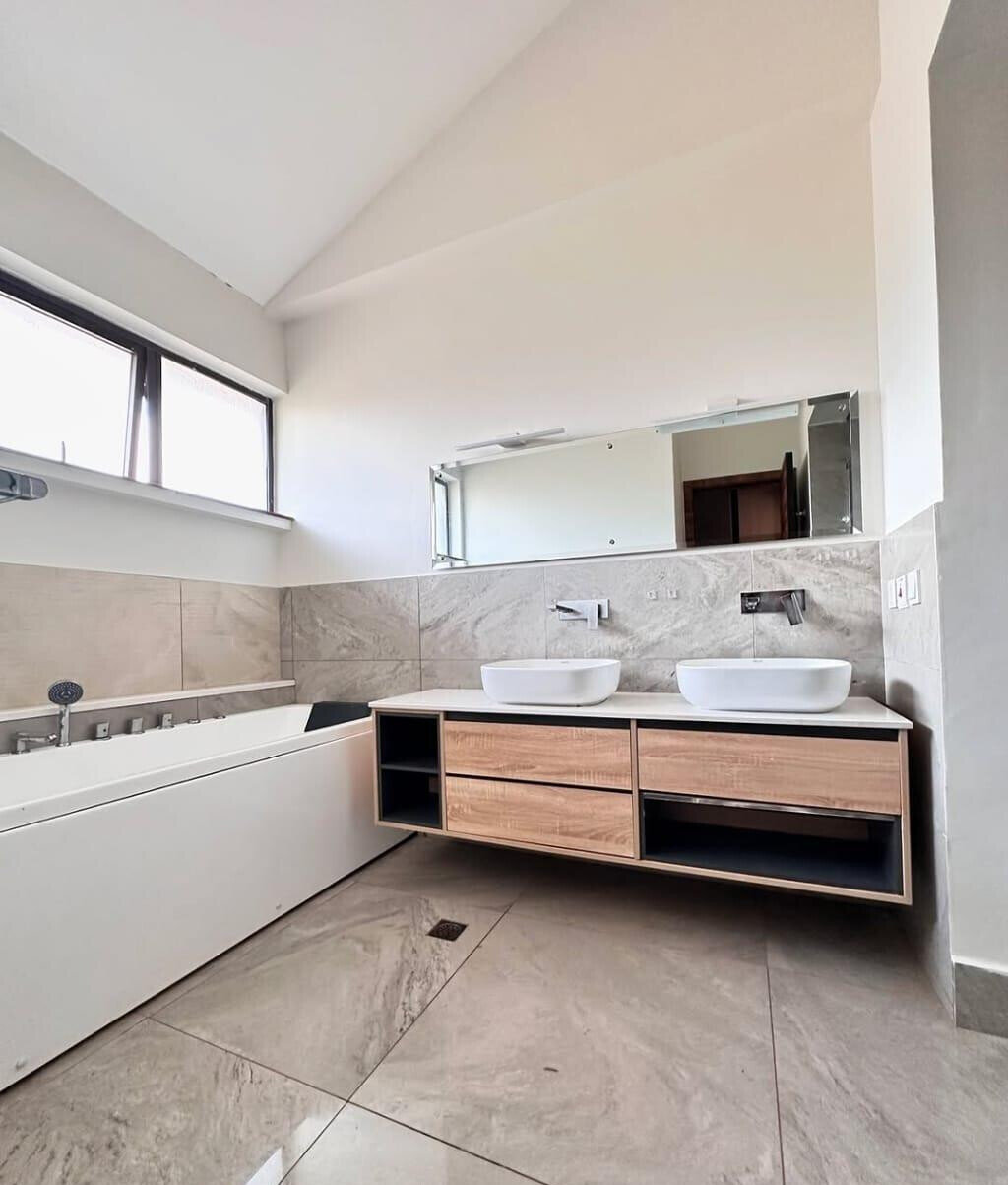 4-Ensuite Villa with Solar, Bio-Digester & Clubhouse – Karen