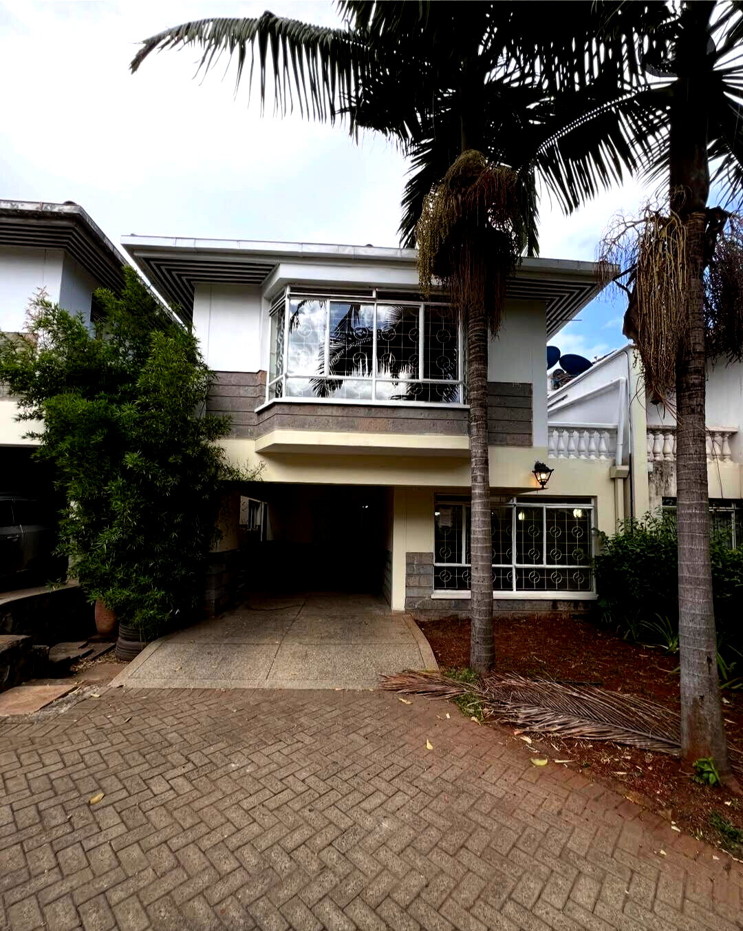 4BR Townhouse with Wooden Floors & Private Terrace - Kilimani