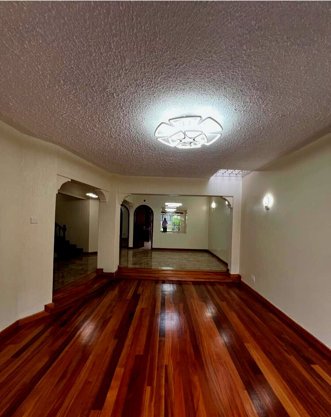 4BR Townhouse with Wooden Floors & Private Terrace - Kilimani