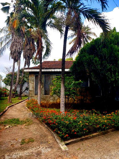 3bdrm Bungalow in Nyali for Sale - Image 2