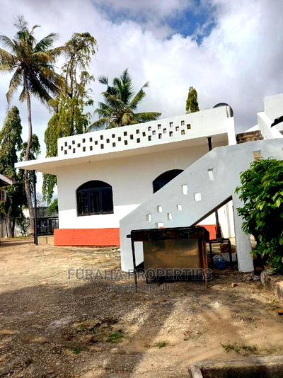 3bdrm Bungalow in Nyali for Sale - Image 5