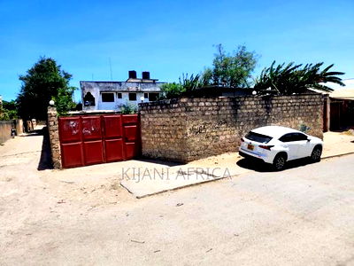 Prime Quarter an Acre Land Near the Airport in Mombasa - Image 1