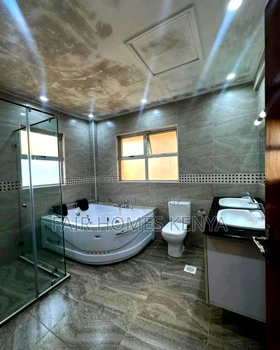 5bdrm Townhouse/Terrace in Lavington Green for sale - Image 9