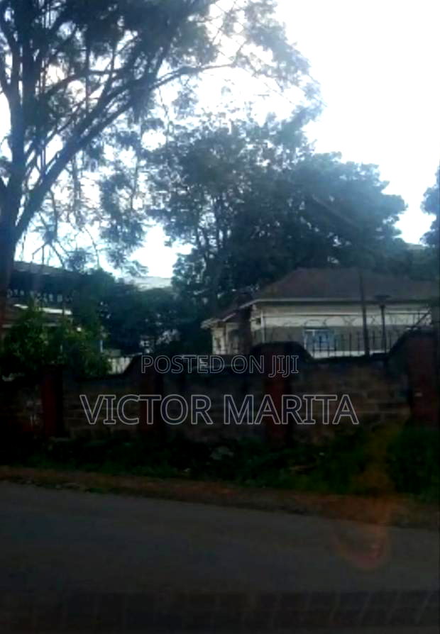 Stand Alone Bungalow Of 6 Bedrooms For Sale In Parklands