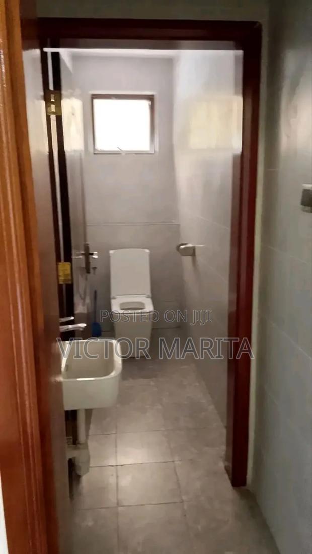 Stand Alone Bungalow Of 6 Bedrooms For Sale In Parklands