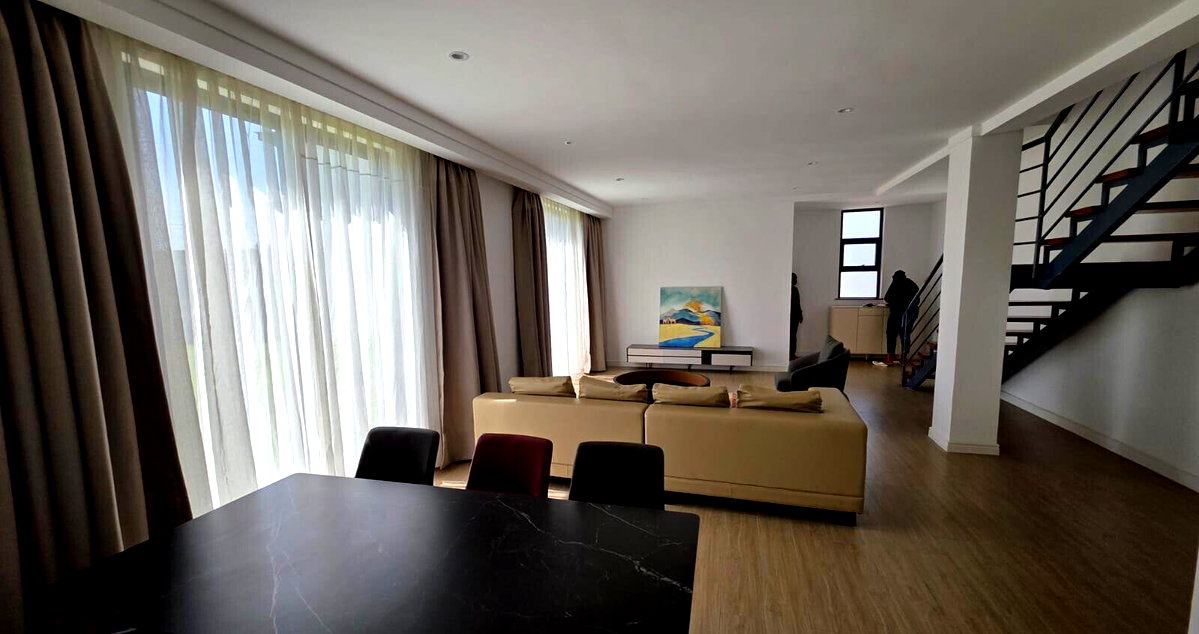 4BR All-Ensuite Townhouse with Pool & Gym - Maasai Lodge
