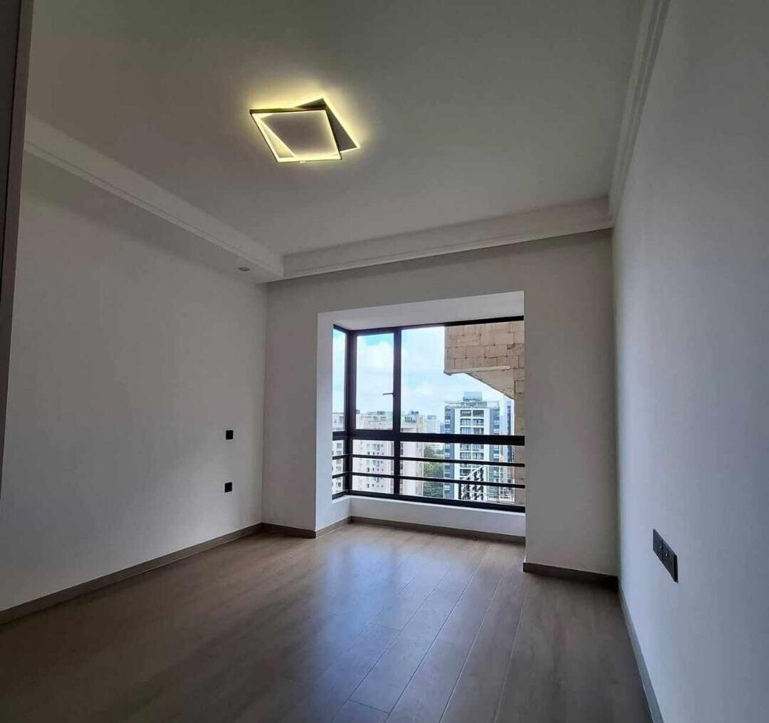 2BR All En-Suite with Pool & Gym - Riverside Drive