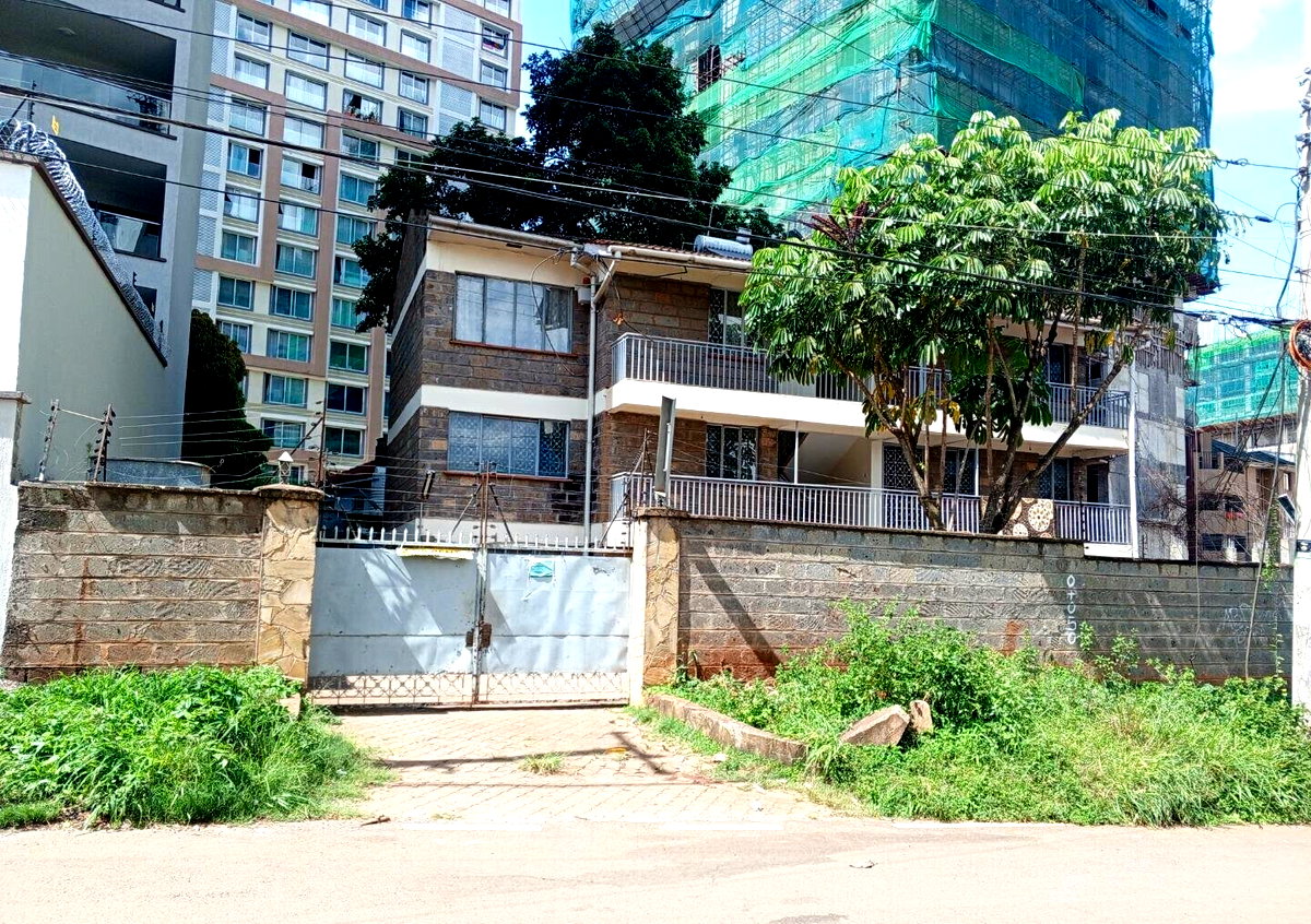 0.3 Acre Plot in Parklands for KSh 70M