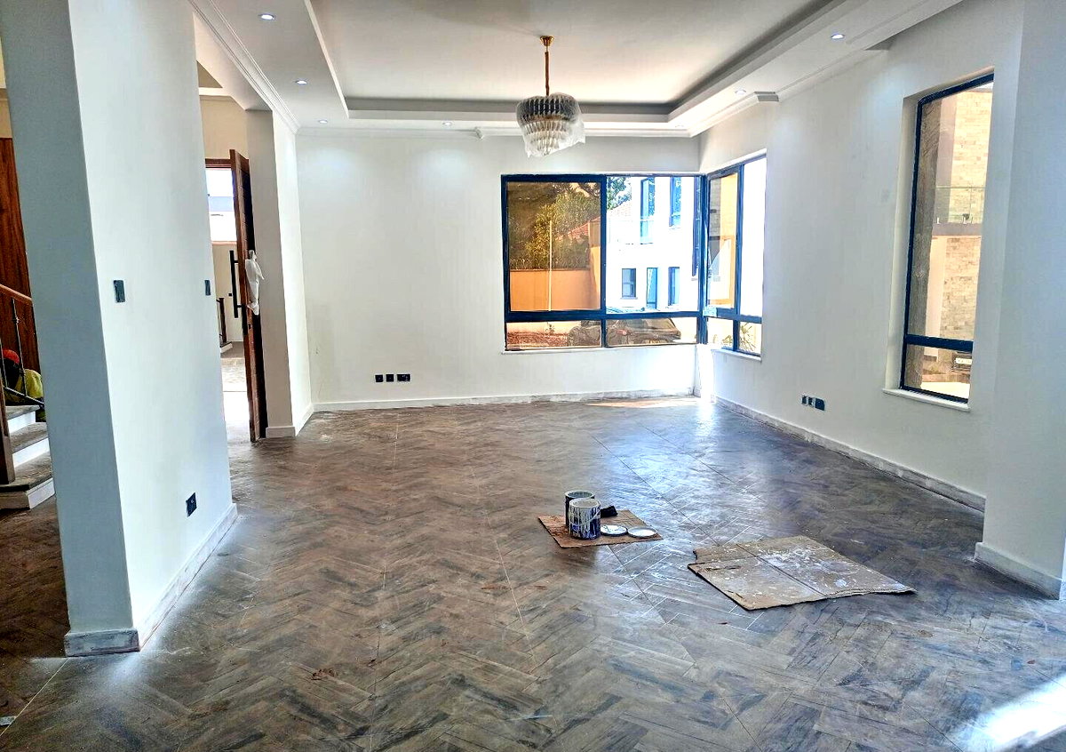 5-Ensuite Townhouse with Backup Generator & Borehole - Lavington