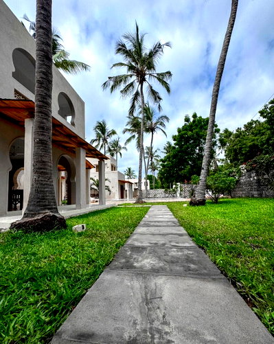 4BR Beach Villa with Solar & Inverter – 500m to Watamu Beach