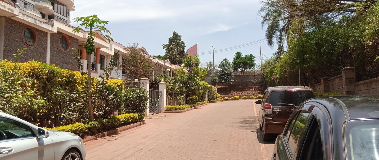 Spacious 5BR Townhouse with Natural Light - Westlands