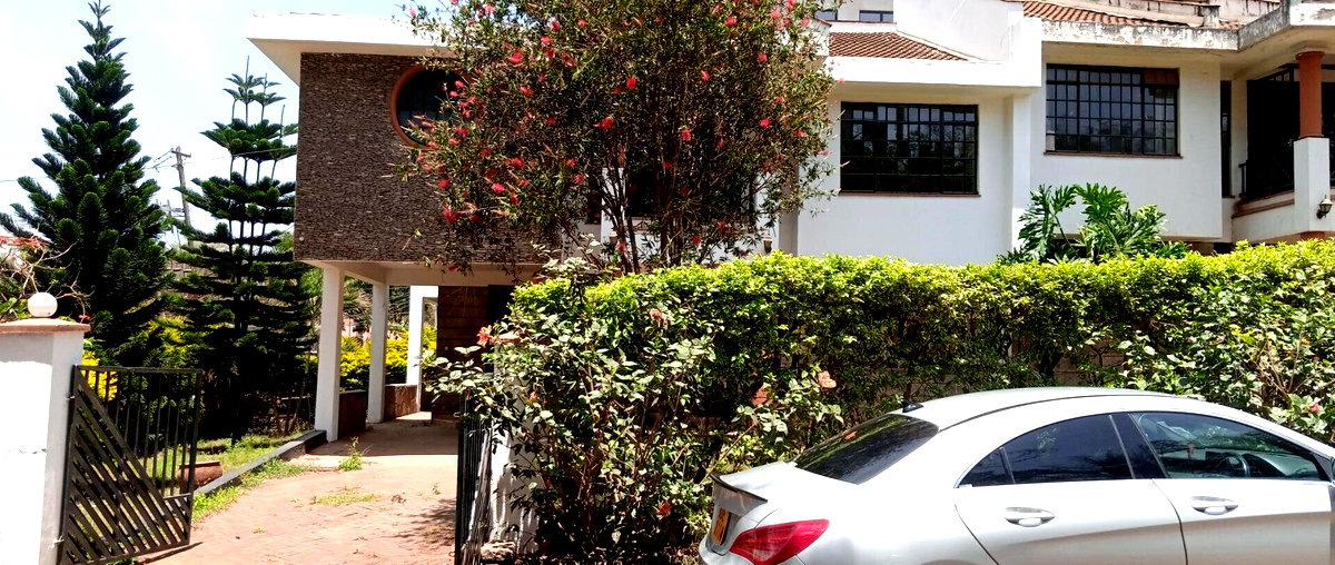 Spacious 5BR Townhouse with Natural Light - Westlands