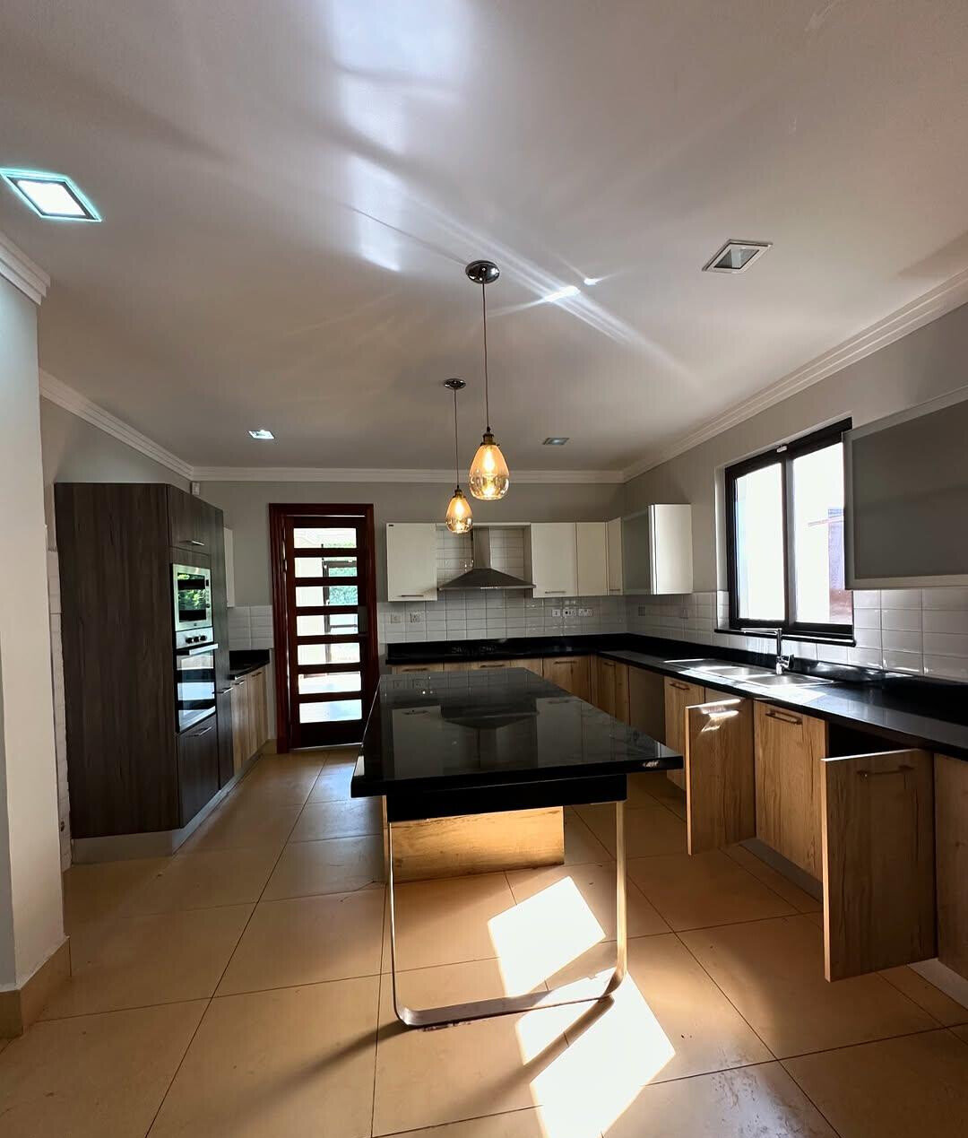 5-Ensuite Villa on Half-Acre with Staff Quarters – Karen