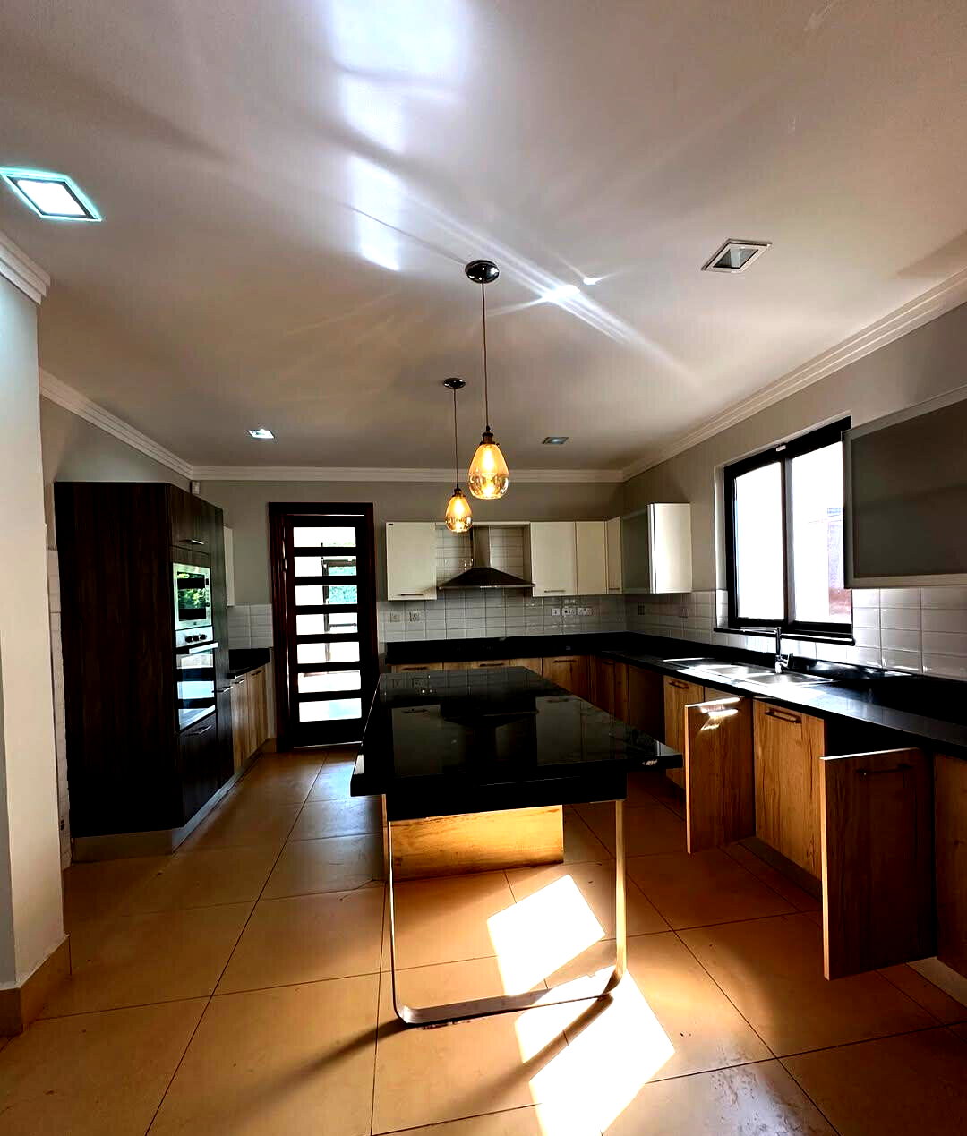 5-Ensuite Villa on Half-Acre with Staff Quarters – Karen