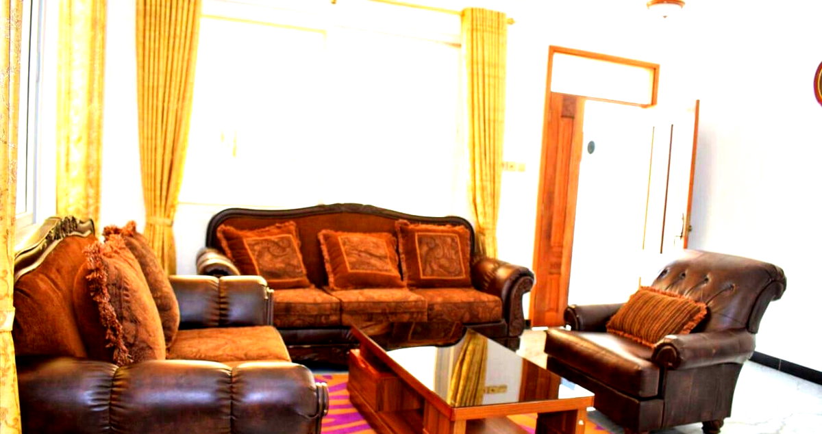 4BR Townhouse with Walk-in Closets & Wooden Floors – Mombasa CBD