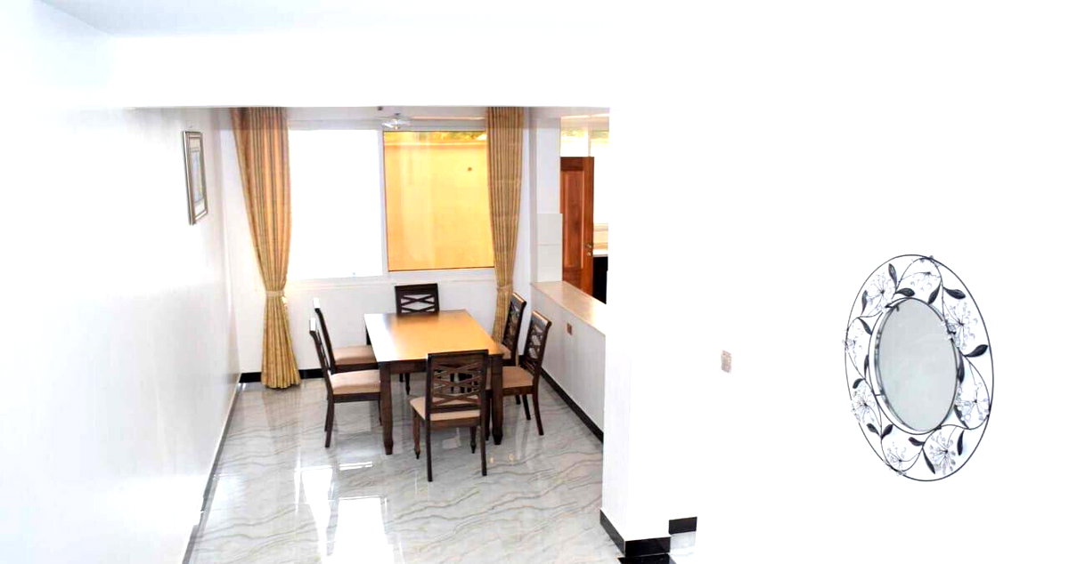 4BR Townhouse with Walk-in Closets & Wooden Floors – Mombasa CBD
