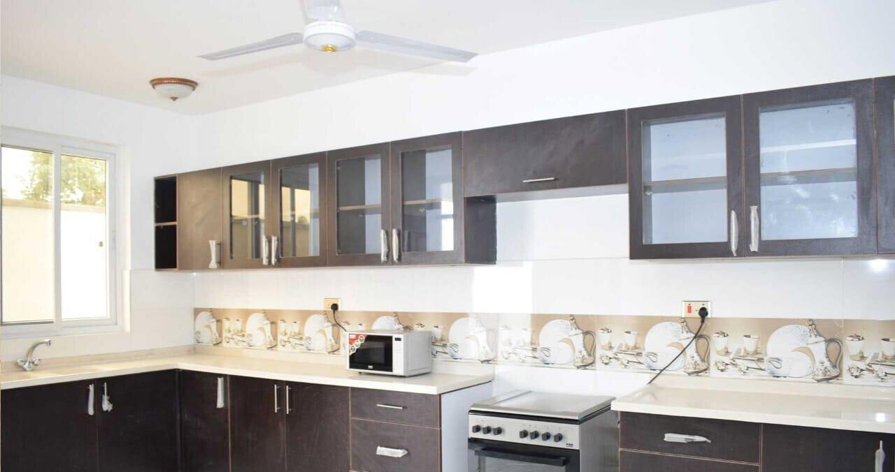 4BR Townhouse with Walk-in Closets & Wooden Floors – Mombasa CBD